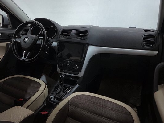 Skoda Yeti Style, 2016 года, пробег 230985 км