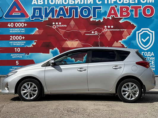 Toyota Auris, 2013 года, пробег 173600 км