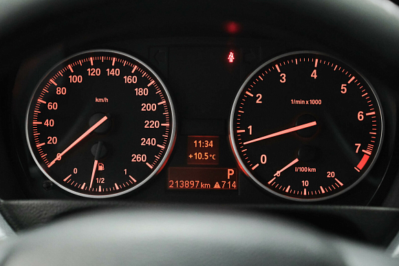 BMW 3 серии, 2011 года, пробег 213111 км