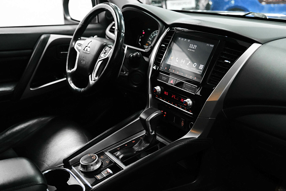 Mitsubishi Pajero Sport Instyle, 2021 года, пробег 97058 км