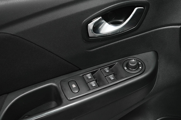 Renault Kaptur Drive, 2019 года, пробег 139000 км