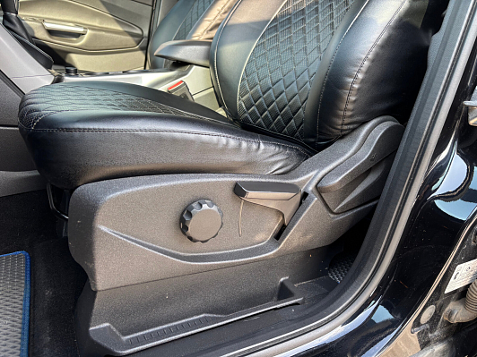 Ford Kuga Trend Plus, 2016 года, пробег 105000 км