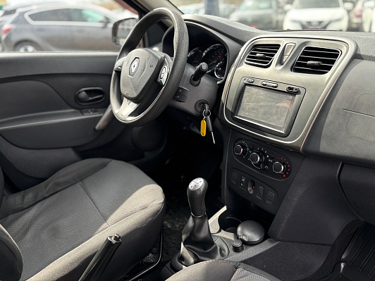 Renault Sandero Confort, 2014 года, пробег 219536 км