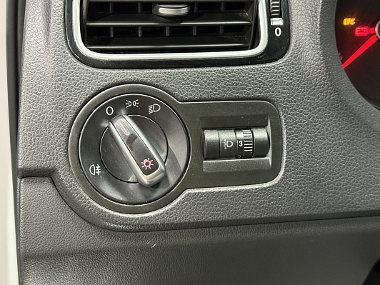 Volkswagen Polo Life, 2017 года, пробег 166090 км