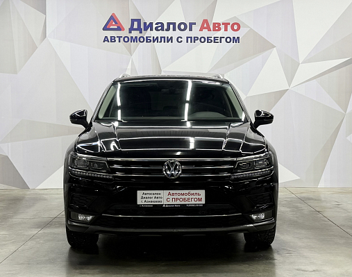 Volkswagen Tiguan Highline, 2018 года, пробег 124500 км