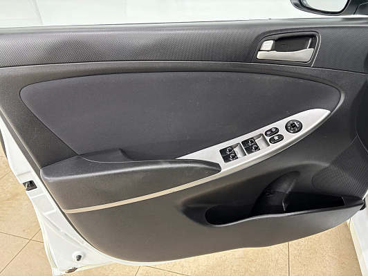 Hyundai Solaris Comfort, 2015 года, пробег 144818 км