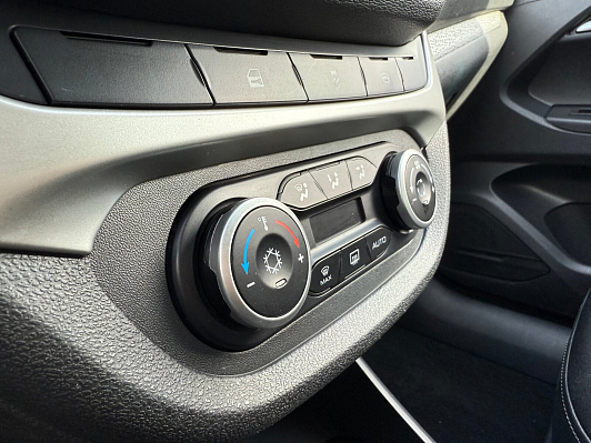 Lada (ВАЗ) Vesta Luxe, 2018 года, пробег 174624 км