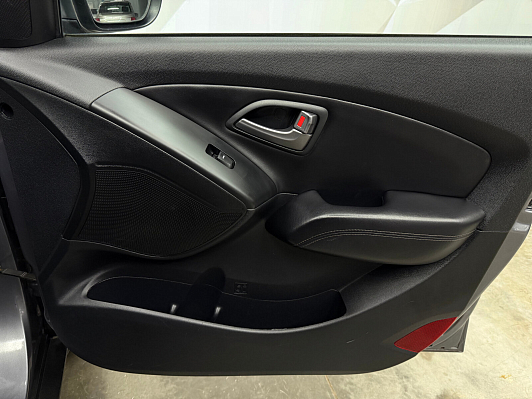 Hyundai ix35 Travel, 2014 года, пробег 131477 км