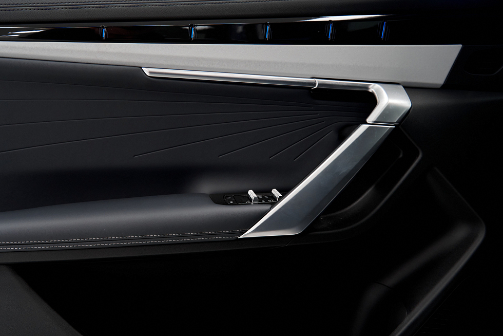 Geely Atlas Flagship, голубой