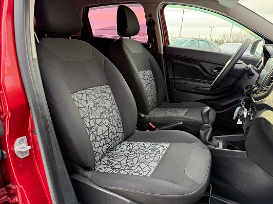 Lada (ВАЗ) XRAY Comfort, 2017 года, пробег 126000 км