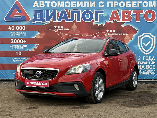 Volvo V40 Cross Country, 2016 года, пробег 100000 км