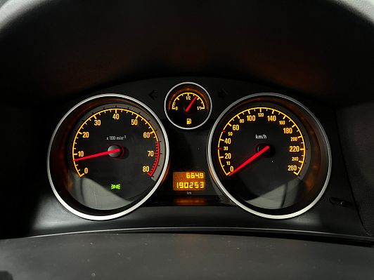 Opel Astra, 2012 года, пробег 190000 км