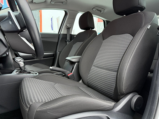 Kia Ceed Luxe, 2023 года, пробег 31000 км