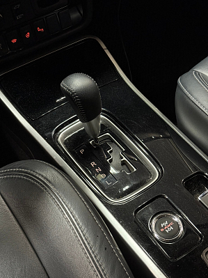 Mitsubishi Outlander Instyle, 2020 года, пробег 106578 км