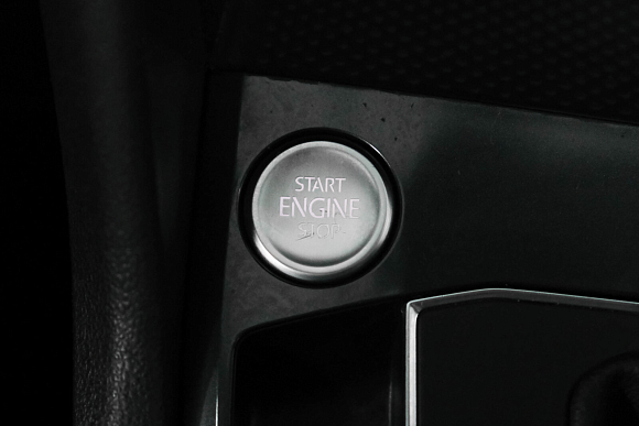 Volkswagen Tiguan Highline, 2018 года, пробег 251323 км