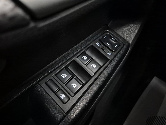 Lada (ВАЗ) Vesta Luxe Multimedia (2017-2019), 2018 года, пробег 166591 км