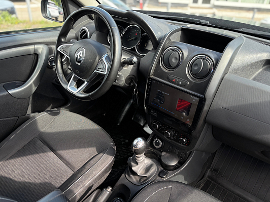 Renault Duster Dakar Edition, 2019 года, пробег 136319 км
