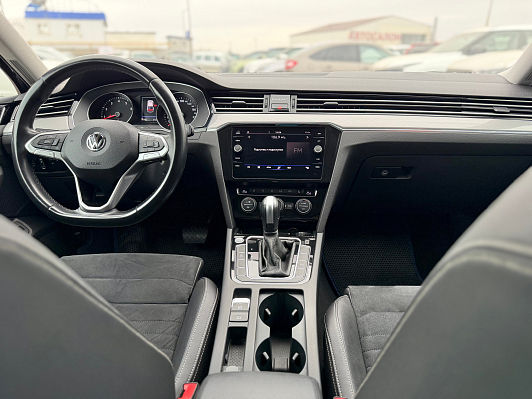 Volkswagen Passat Business, 2020 года, пробег 88000 км