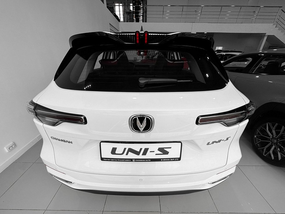 Changan UNI-S Техно, белый