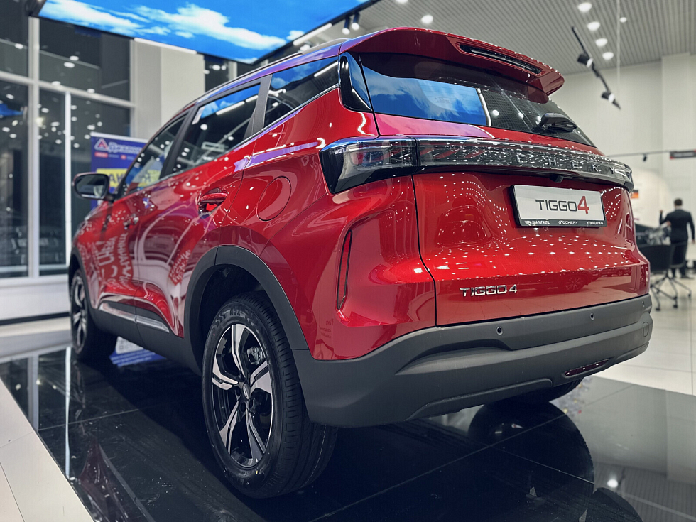 Chery Tiggo 4 Ultra, красный
