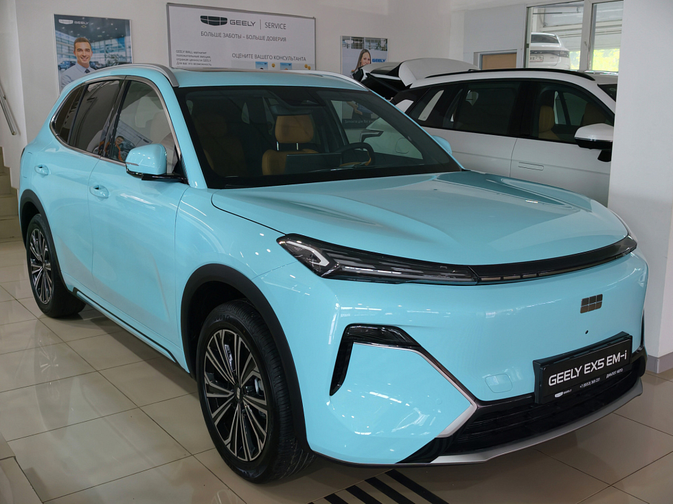 Geely EX5 Гибрид Макс EM-i, голубой