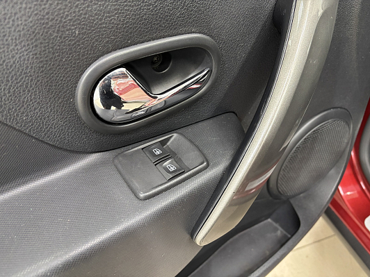 Renault Sandero Stepway Drive, 2018 года, пробег 120737 км