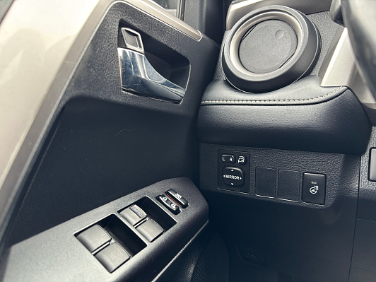 Toyota RAV4 Adventure, 2018 года, пробег 162309 км