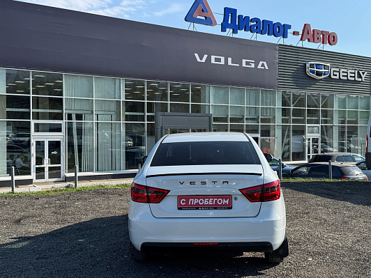 Lada (ВАЗ) Vesta Comfort Multimedia, 2017 года, пробег 144800 км