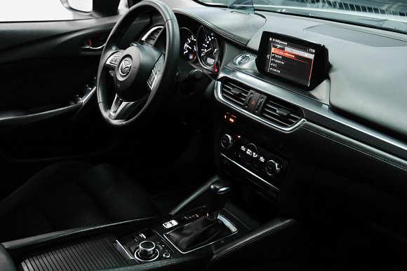 Mazda 6 Active, 2016 года, пробег 140000 км