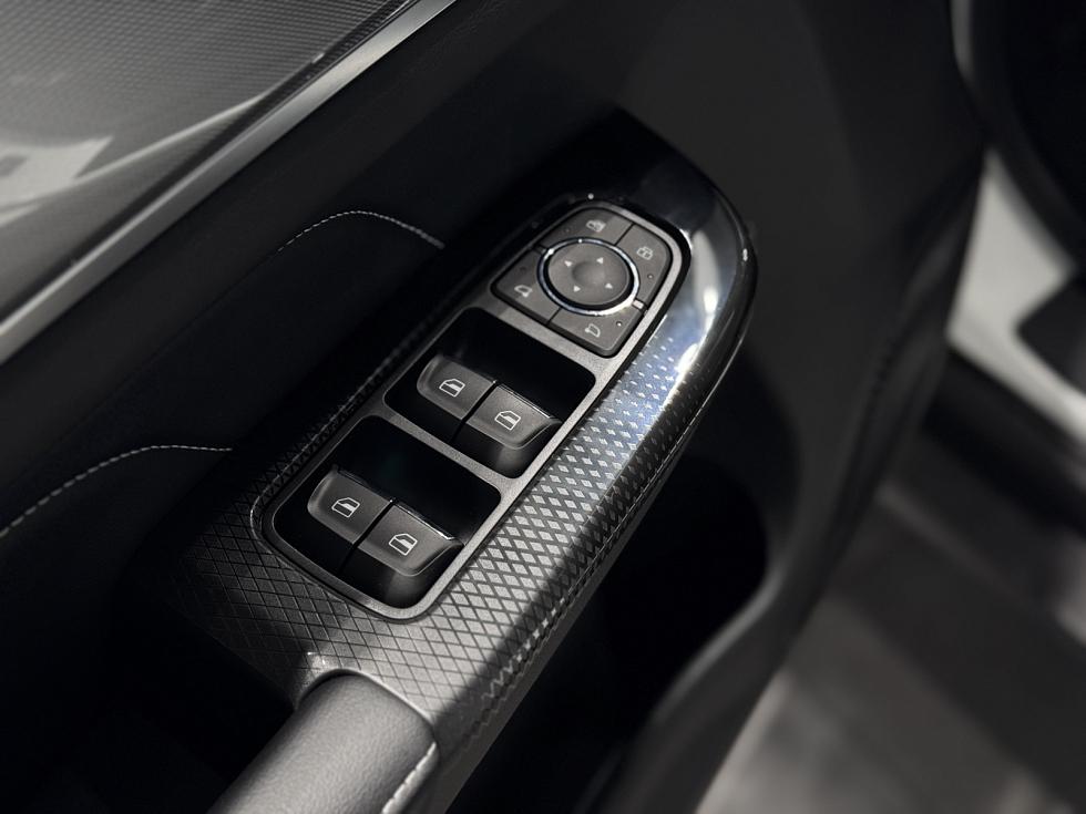 Haval M6 Family, белый