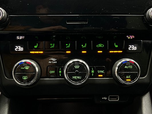 Skoda Octavia Hockey Edition, 2018 года, пробег 140290 км