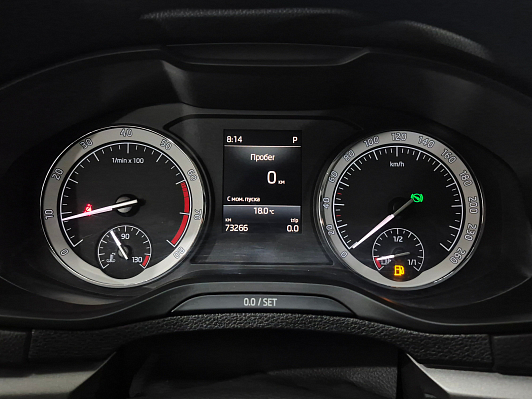 Skoda Karoq Hockey Edition, 2021 года, пробег 72970 км