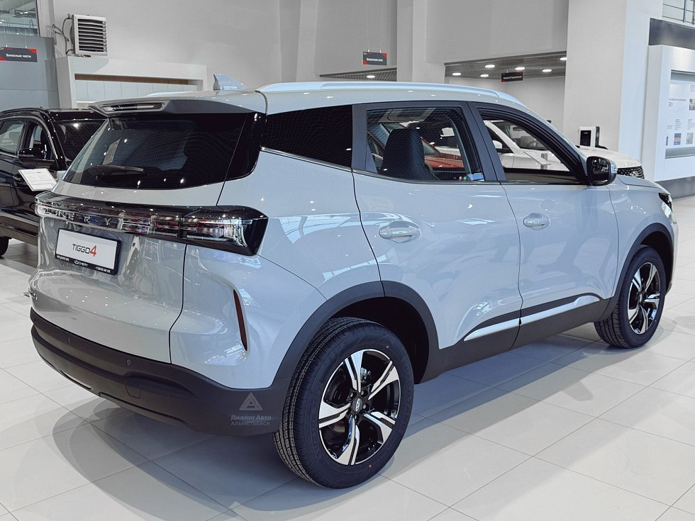 Chery Tiggo 4 Active, серый