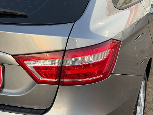 Lada (ВАЗ) Vesta Comfort, 2019 года, пробег 143800 км