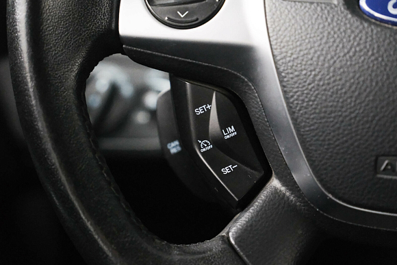 Ford Kuga Titanium, 2016 года, пробег 140792 км