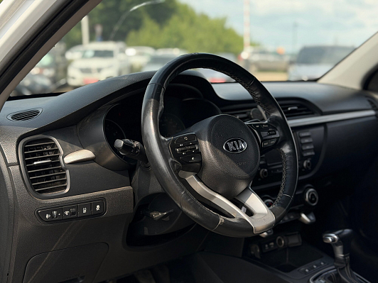 Kia Rio Лига Европы, 2019 года, пробег 137304 км