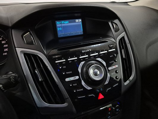 Ford Focus Titanium, 2011 года, пробег 311381 км
