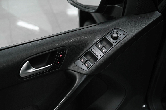 Volkswagen Tiguan CLUB, 2015 года, пробег 137000 км