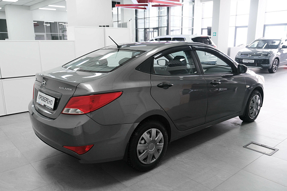 Hyundai Solaris Active, 2015 года, пробег 98000 км