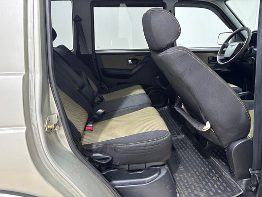 УАЗ Patriot, 2013 года, пробег 195330 км