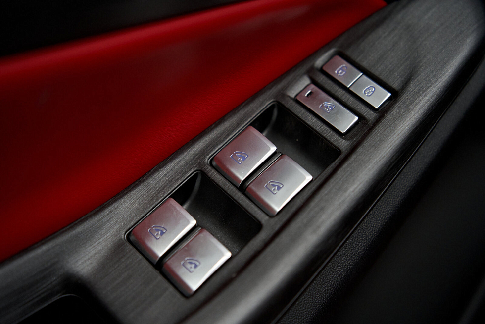 Changan UNI-S (CS55 Plus) Comfort, красный