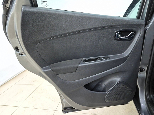 Renault Kaptur Drive, 2016 года, пробег 93714 км