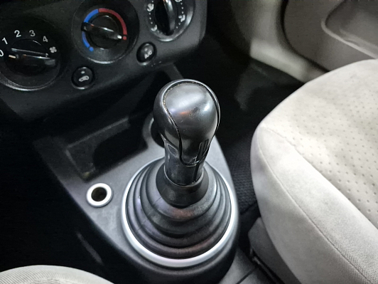 Ford Fiesta Comfort, 2004 года, пробег 220000 км