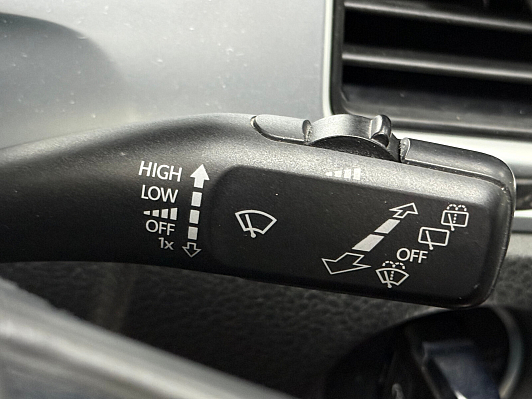 Volkswagen Touareg, 2010 года, пробег 223384 км