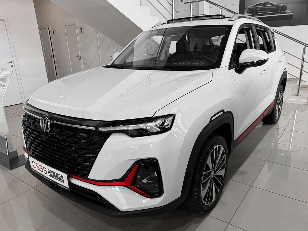 Changan CS35 Plus Комфорт, белый