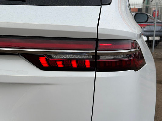 Geely Monjaro Flagship (2023-2025), 2024 года, пробег 28400 км