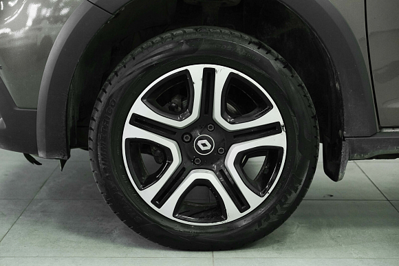 Renault Logan Stepway Life City, 2019 года, пробег 150000 км