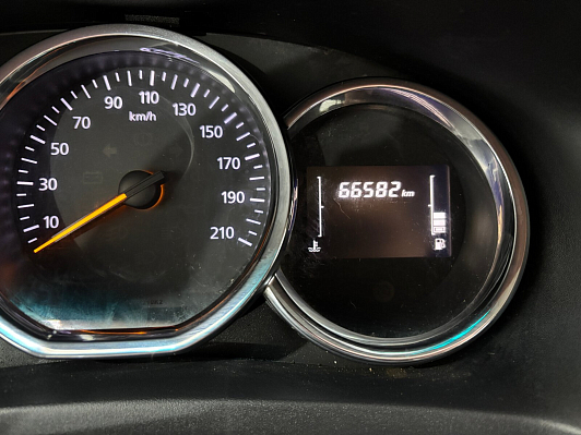 Renault Logan Drive, 2018 года, пробег 66557 км