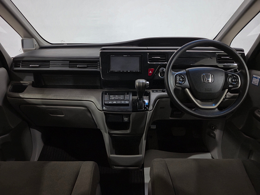 Honda Stepwgn, 2015 года, пробег 154637 км