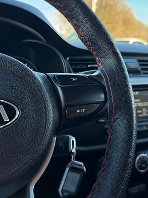 Kia Rio Luxe, 2019 года, пробег 140990 км